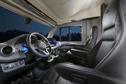 62b985d7a440b 2205-supersonic-780-sl-cockpit-jm82626-large