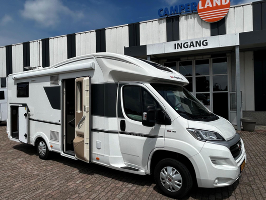 camper - Adria Matrix Plus 670 DC TV & Schotel, Bankairco