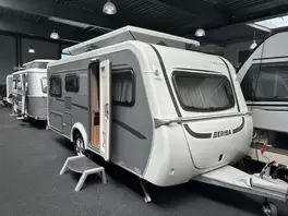 caravan - Eriba Feeling 425 2025