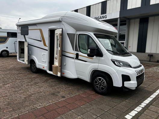 camper - Eura Mobil Profila RS 695 EB Adaptive Cruise, Audio
