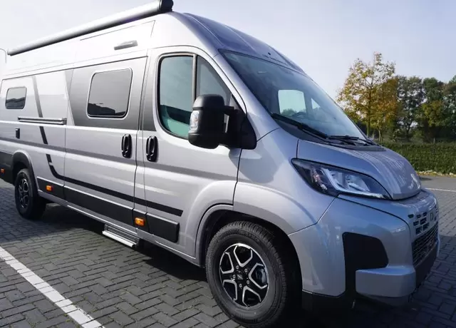 Adria Twin 640 SGX AUTOMAAT