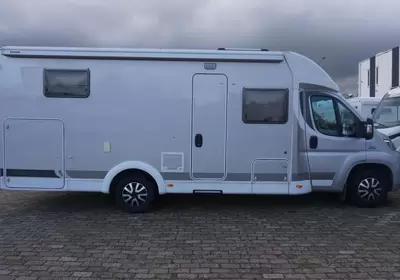 Carado T 67 DAKAIRCO/CAMERA/FIETSENDR
