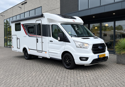 Bürstner Lineo T 690 G zeer nette Ex-verhuur