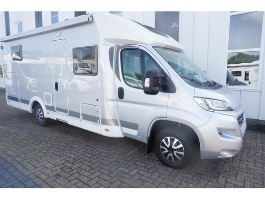 camper - Carado T 67 DAKAIRCO/CAMERA/FIETSENDR