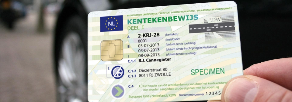 Nederlands kentekenbewijs van een caravan met MTM en gewichtsgegevens