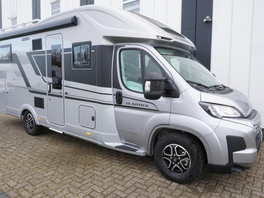 camper - Adria Coral Supreme 670 DL 180pk/aut./4400kg