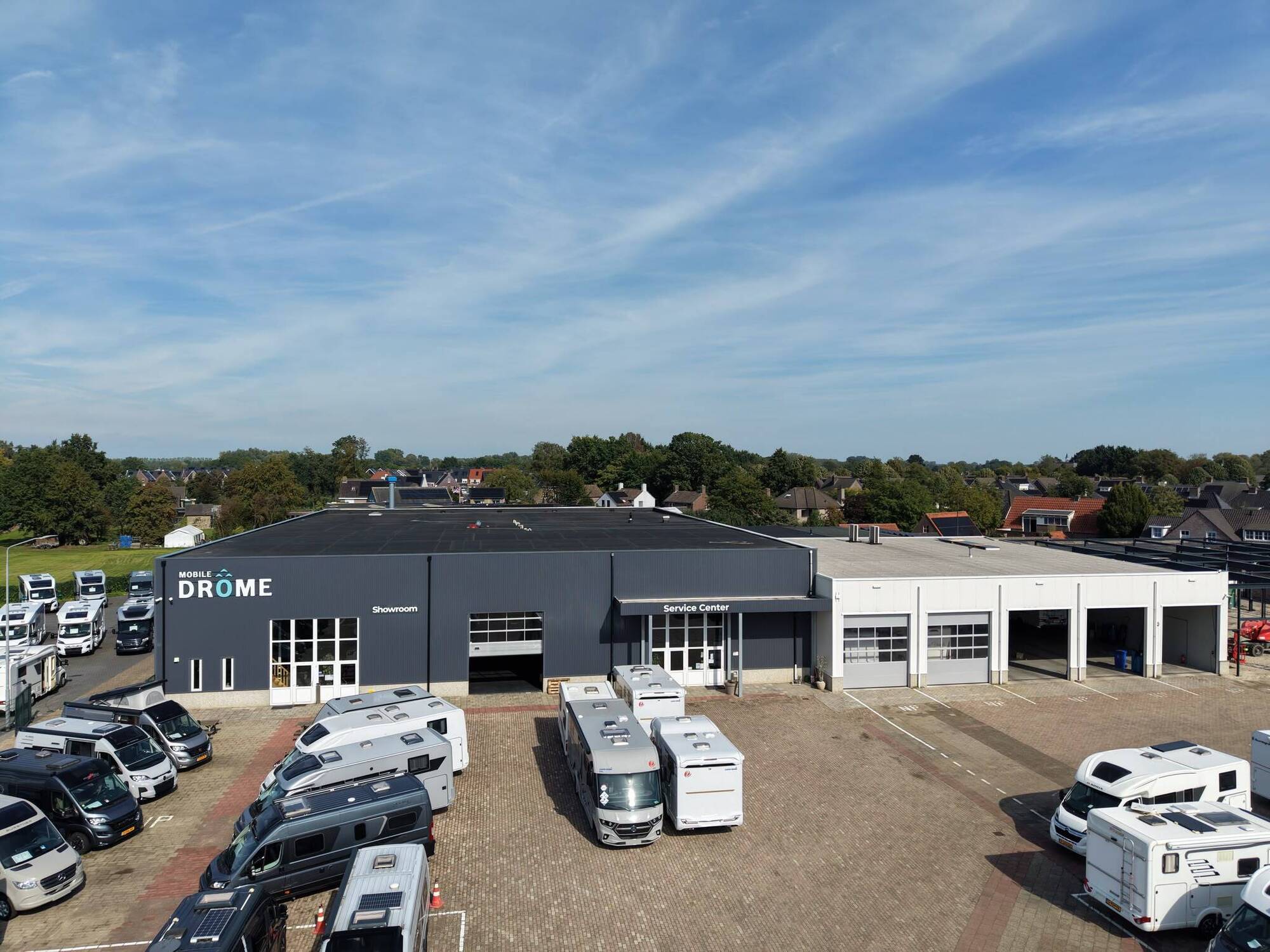 Showroom Mobile Dr&ocirc;me Herpen